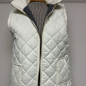 Reversible vest